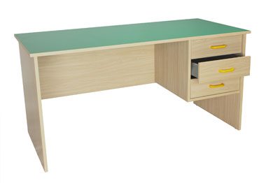 Mesa de profesor con cajones