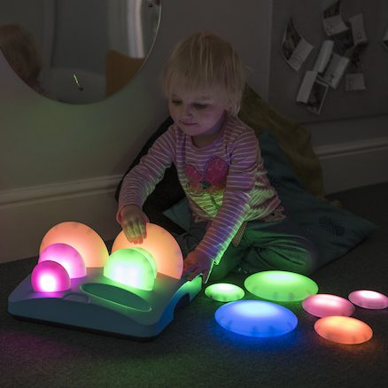 Piedras sensoriales luminosas